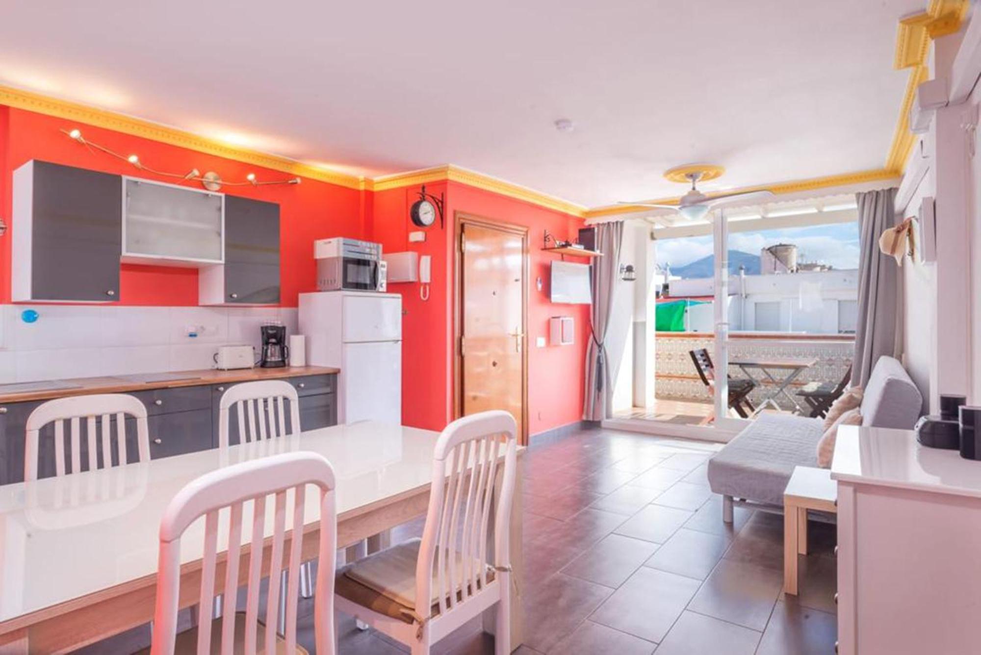 Apartment Calle Larga フエンヒロラ エクステリア 写真
